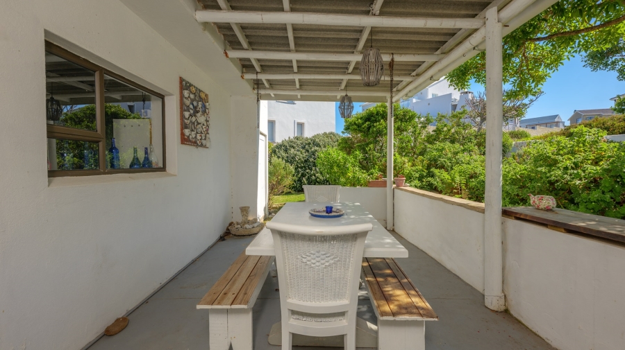 4 Bedroom Property for Sale in Oceanview Heights Western Cape